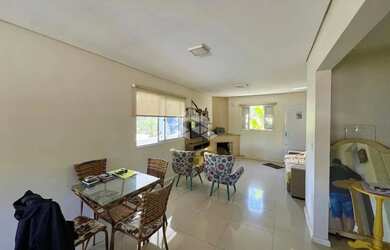 Imagem 2: Vende-se sobrado com 4 kit nets e 3 apartamentos próximo a unifra