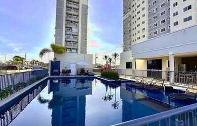 Imagem: O apartamento possui 2 Dormitórios, 1 Banheiro, 1 Vaga na garagem