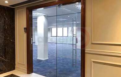 Imagem: O depósito possui 350m² de Área e está localizado em Centro