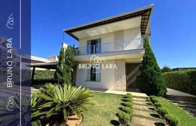 Imagem: A casa em condomínio possui 5 Dormitórios, 5 Banheiros, 5