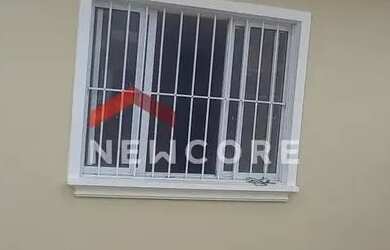 Imagem: A casa possui 3 Dormitórios, 3 Banheiros, 1 Vaga na garagem