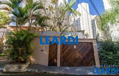 Imagem: A casa à venda possui 3 Dormitórios, 5 Banheiros, 5 Vagas