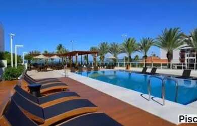 Imagem: O apartamento possui 2 Dormitórios, 2 Banheiros, 2 Vagas na