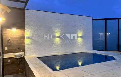 Imagem: O apartamento na cobertura possui 4 Dormitórios, 5 Banheiros