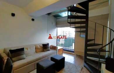 Imagem: O studio possui 1 Dormitório, 1 Banheiro, 1 Vaga na garagem