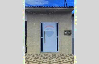 Imagem: A casa possui 2 Dormitórios, 2 Banheiros, 1 Vaga na garagem