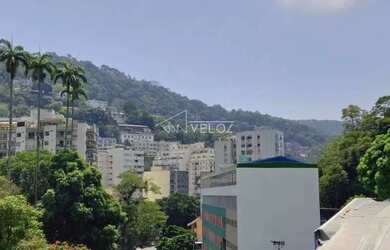 Imagem: O apartamento possui 2 Dormitórios, 3 Banheiros, 2 Vagas na