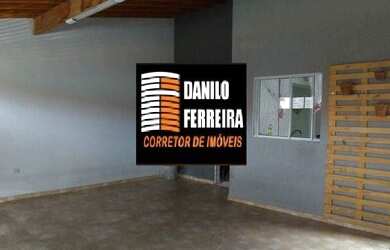 Imagem: A casa possui 2 Dormitórios, 2 Banheiros, 2 Vagas na garagem