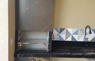 Imagem 9: Casa em Ribeirão Preto. Piscina, Churrasqueira, Área de serviçoe200m²...