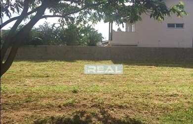 Imagem: O terreno possui 385m² de Área e está localizado em Jardim