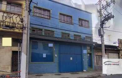 Imagem: O depósito possui 1 Vaga na garagem e 650m² de Área e está