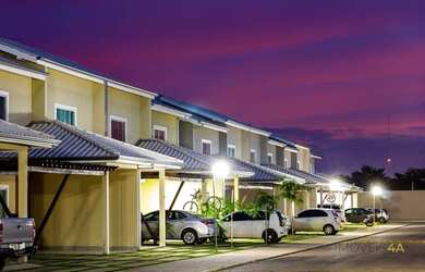 Imagem: A casa em condomínio possui 2 Dormitórios, 1 Banheiro, 2 Vagas