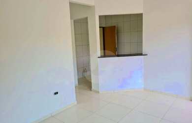 Imagem: A casa em condomínio possui 2 Dormitórios, 2 Banheiros, 1