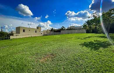 Imagem 3: Lote condomínioAlphaville Araguaia para venda com 1003 metros quadrados