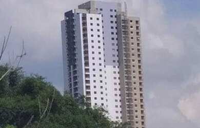 Imagem: O apartamento possui 3 Dormitórios, 1 Banheiro, 1 Vaga na garagem