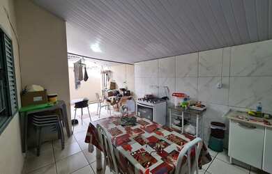 Imagem 4: Casa para venda com 200 metros quadrados com 3 quartos em Residencial...