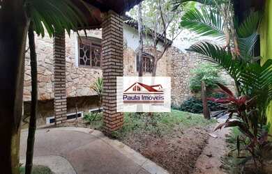 Imagem: A casa possui 4 Dormitórios, 5 Banheiros, 5 Vagas na garagem