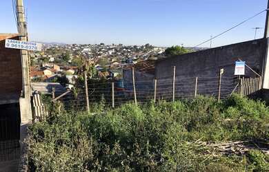 Imagem: O terreno possui 500m² de Área e está localizado em Bairro