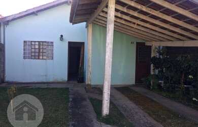 Imagem: A casa em condomínio possui 2 Dormitórios, 2 Banheiros, 2