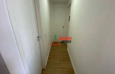 Imagem 7: Apartamento semi novo. Piscina, Churrasqueira, VarandaeImóvel novo