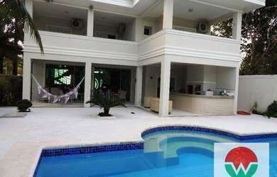 Imagem: A casa em condomínio possui 5 Dormitórios, 5 Banheiros, 4