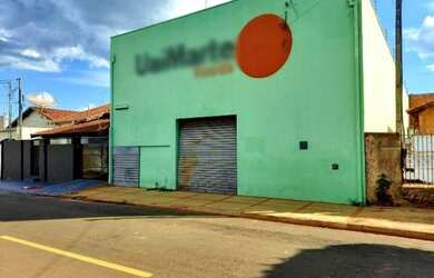 Imagem: O terreno possui 27.500m² de Área e está localizado em Colina