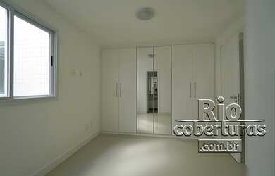 Imagem 12: Cobertura à venda no Recreio dos Bandeirantes. RJ. Quadra da praia