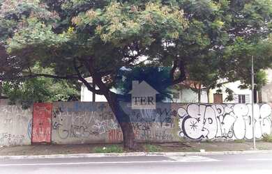 Imagem: O terreno possui 1.362m² de Área e está localizado em Vila