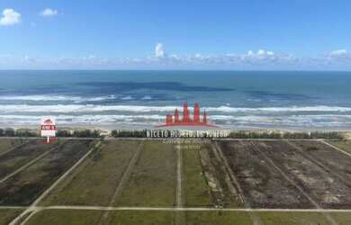 Imagem: O terreno possui 300m² de Área e está localizado em Balneário