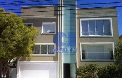 Imagem: A casa em condomínio possui 4 Dormitórios, 5 Banheiros, 5