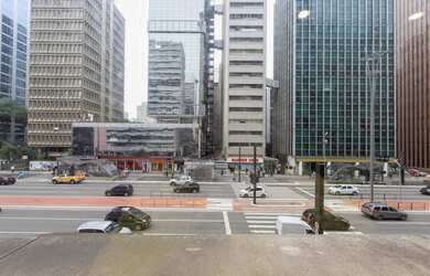 Imagem: O depósito possui 1 Vaga na garagem e 28m² de Área e está