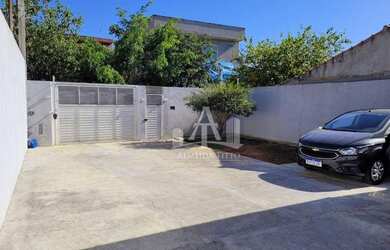 Imagem: A casa possui 2 Dormitórios, 2 Banheiros, 5 Vagas na garagem