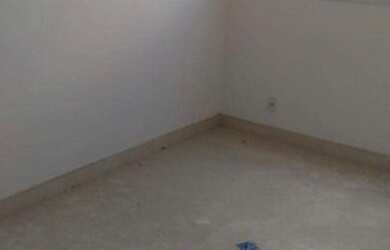 Imagem: O apartamento possui 3 Dormitórios, 1 Banheiro, 1 Vaga na garagem