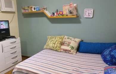 Imagem 11: Trindade/Casa 2 qts, 1 banh, 1 vaga. Condução na porta