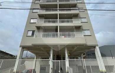 Imagem: O apartamento possui 2 Dormitórios, 2 Banheiros, 2 Vagas na