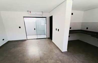 Imagem: O apartamento possui 1 Dormitório, 1 Banheiro, 1 Vaga na garagem