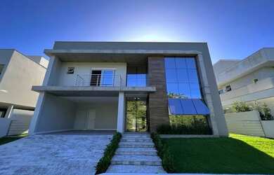 Imagem: A casa em condomínio possui 3 Dormitórios, 4 Banheiros, 2