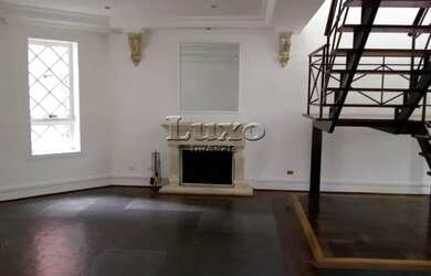 Imagem: A casa em condomínio possui 4 Dormitórios, 5 Banheiros, 2