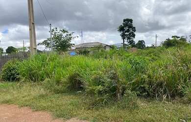 Imagem: O terreno está localizado em Diamantino, Santarém à venda