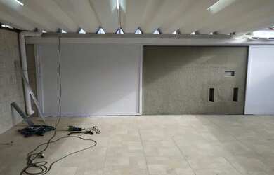 Imagem: A casa possui 2 Dormitórios, 1 Banheiro, 5 Vagas na garagem