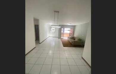 Imagem: O apartamento possui 3 Dormitórios, 3 Banheiros, 2 Vagas na