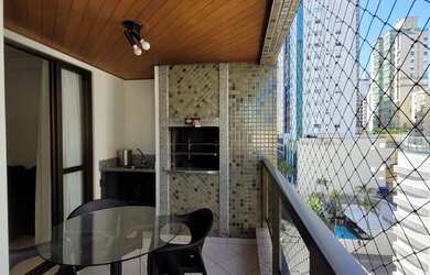 Imagem 5: LINDÍSSIMO apartamento, Sacada com Churrasqueira Livre réveillon 25/26