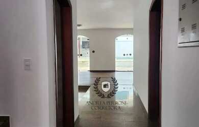 Imagem 11: Imóvel para aluguel possui 370 metros quadrados com 4 quartos