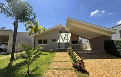 Imagem: A casa em condomínio possui 3 Dormitórios, 4 Banheiros, 4