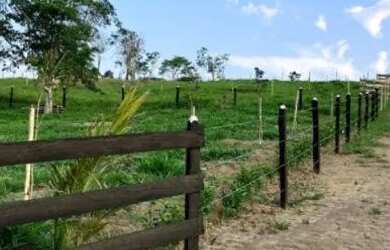 Imagem: O terreno possui 1.100m² de Área e está localizado em Ponte