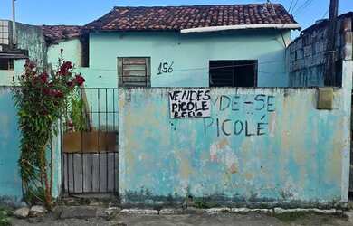 Imagem: A casa possui 2 Dormitórios, 1 Banheiro e 68m² de Área e