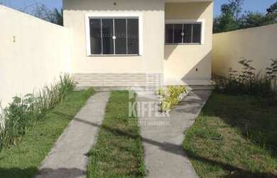 Imagem: A casa possui 2 Dormitórios, 2 Banheiros, 2 Vagas na garagem