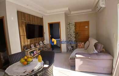 Imagem: A casa possui 3 Dormitórios, 2 Banheiros, 4 Vagas na garagem