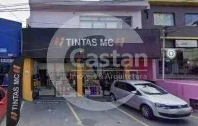 Imagem: O depósito possui 3 Vagas na garagem, 203m² de Área e está