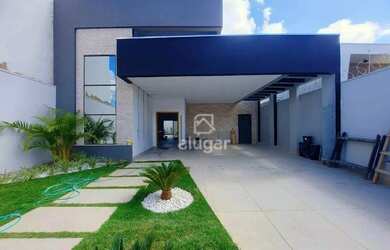 Imagem: A casa possui 3 Dormitórios, 2 Banheiros, 2 Vagas na garagem